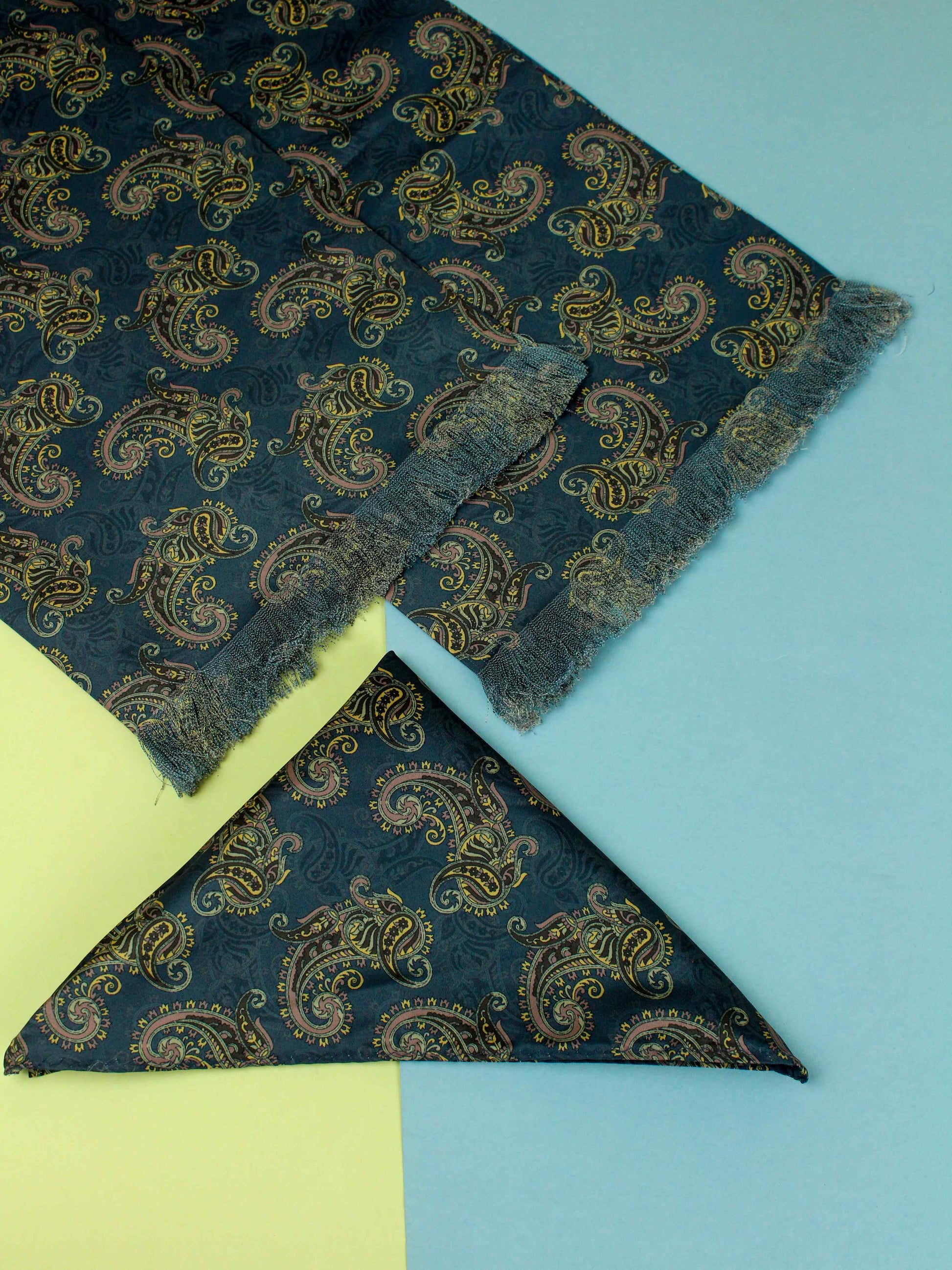Men Stole & Pocket Square Set - TOSSIDO